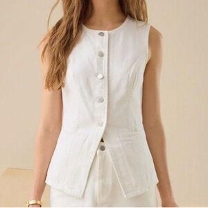 Altar'd State White Sleeveless Button-Down Top